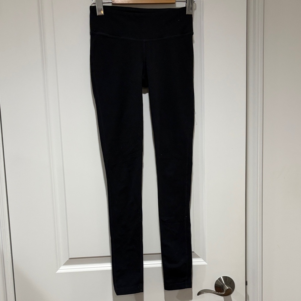 TNA Classic Black Leggings - super static